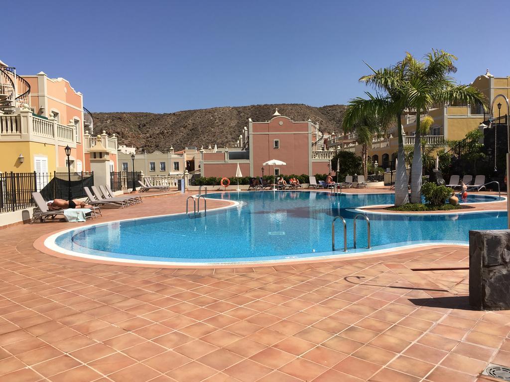 Luxe Appartement Palm Mar Εξωτερικό φωτογραφία